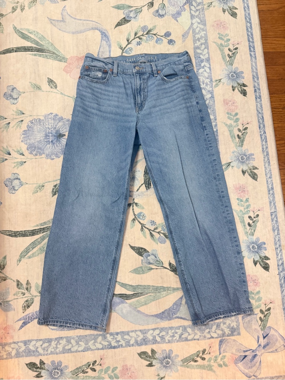 American Eagle Outfitters Light Blue Women’s Straight Jeans